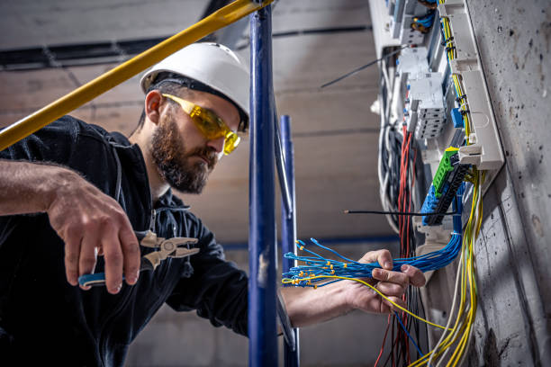 Best Ceiling Fan Installation Electrician  in Summit, AZ