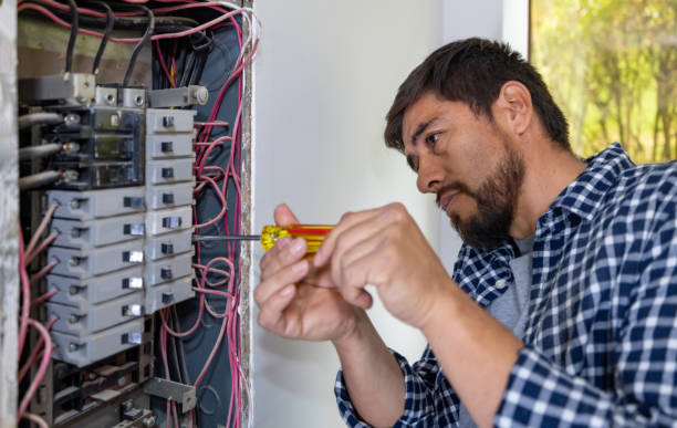 Affordable Emergency Electrician in Summit, AZ